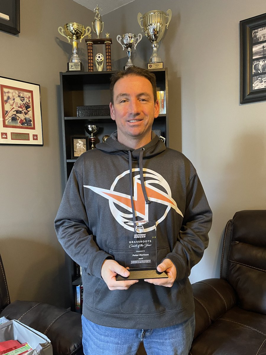 O_Storm_Nation's tweet photo. Congratulations to our very own Club president Peter Mortson. Peter was awarded with the Grassroots Coach of the year by Southwest Soccer. Awesome job Peter!
#soccer #southwestsoccer #Grassroots #coachoftheyear #StormFC https://t.co/aiFK54v8ux