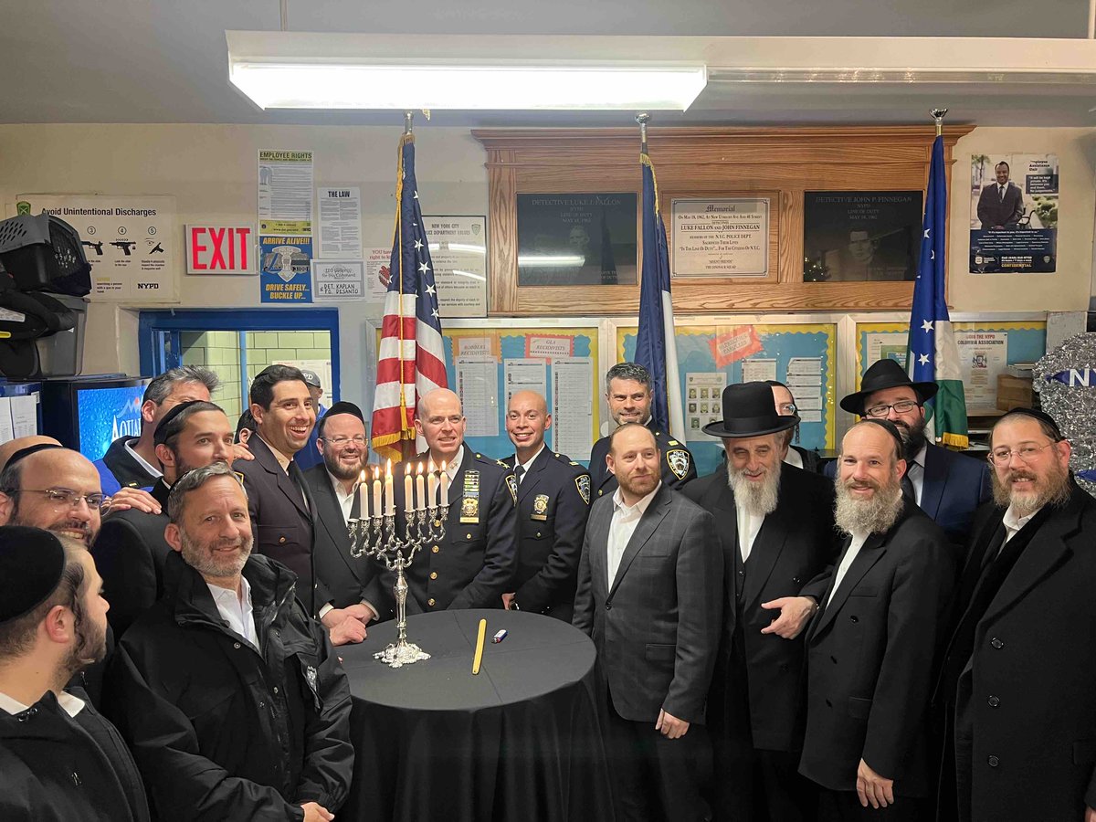 NYPD66Pct's tweet photo. Illuminating the darkness with the warm glow of the menorah as we celebrate the rich traditions of Hanukkah. May the flickering candles bring joy, unity, and blessings to all. 🕎✨ #Hanukkah https://t.co/mKy4vI8tpV