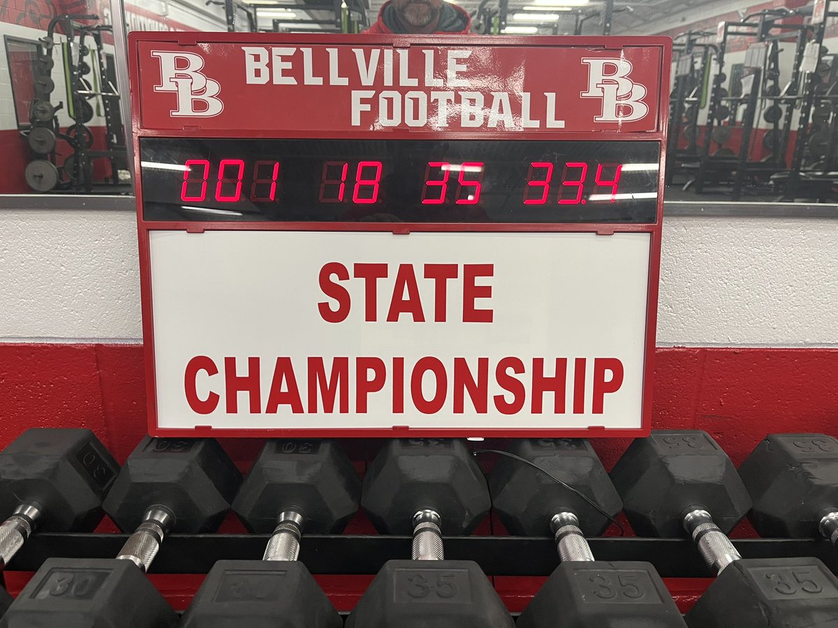Not many Players and Coaches get to see this on their countdown clock!!! #poundtherock