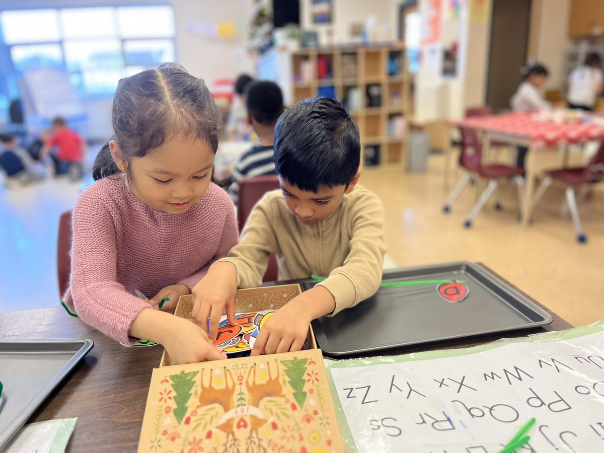 Kasia_Da Costa tweet media