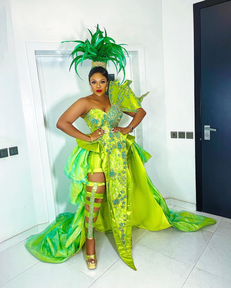 TopNaijaLife's tweet image. Princess Jecoco as a 'carnival dancer' (10/10)