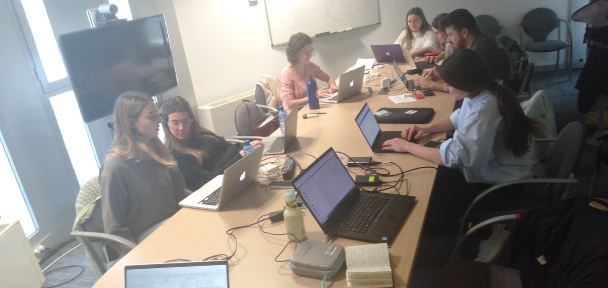 Hands on work this afternoon at IGENCo Solvathon! Thanks to all the amazing people at <a href="/cnag_eu/">CNAG</a> and <a href="/ISGLOBALorg/">ISGlobal</a> for their great implication on #rarediseases diagnosis! It has been a great opportunity for learning and sharing doubts! 
#scienceisfun #enfermedadesraras #WomenInSTEM