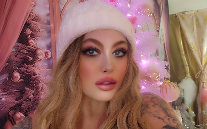 😘 https://t.co/sVthUeS4WC<a href="/tag/tattoomodel"class="tags"><span>#tattoomodel</span></a><a href="/tag/holidaysarecoming"class="tags"><span>#holidaysarecoming</span></a>