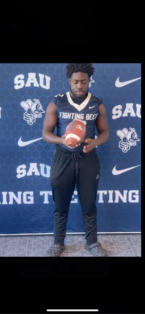 After a Great visit with @MMcKay_SAU I am blessed to receive an Offer from St. Ambrose University @FightingBeesFB @FillippSAU @mikeclarkpreps @PrepRedzoneIL @PhillipsWildca1 @coachcorbo67