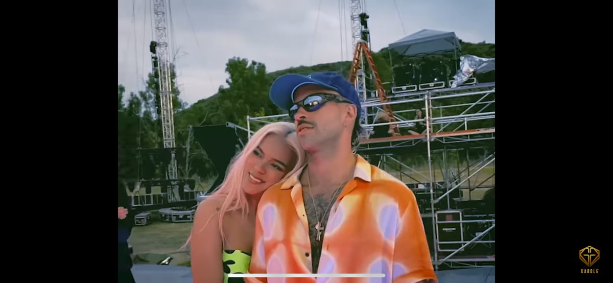 Bueno Mor, ¿qué te puedo decir? #karolg y el #ferrxo en el video de la nueva canción de la Bichota ❤️‍🔥