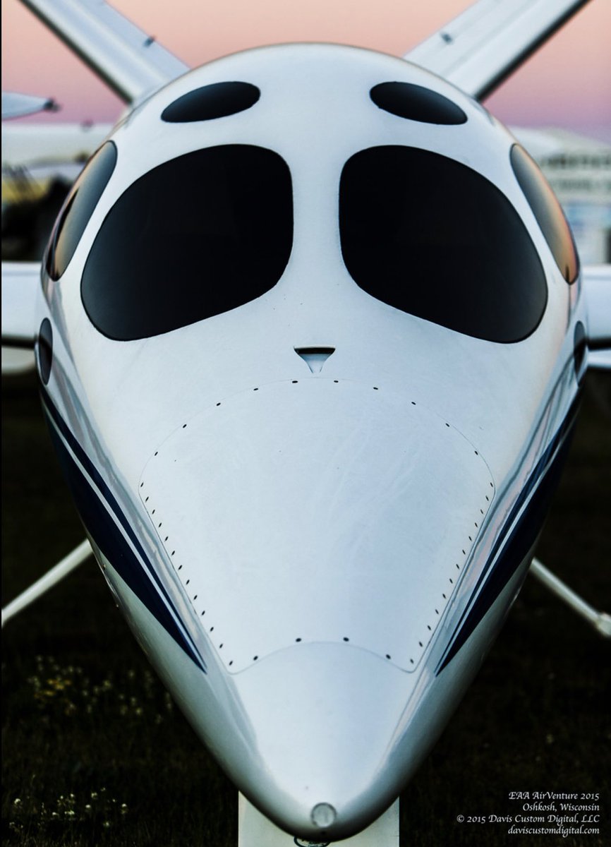 <a href="/cholubaz/">Chris 🇺🇲 Holub ✈️</a> Look me in the eye when you talk about me!