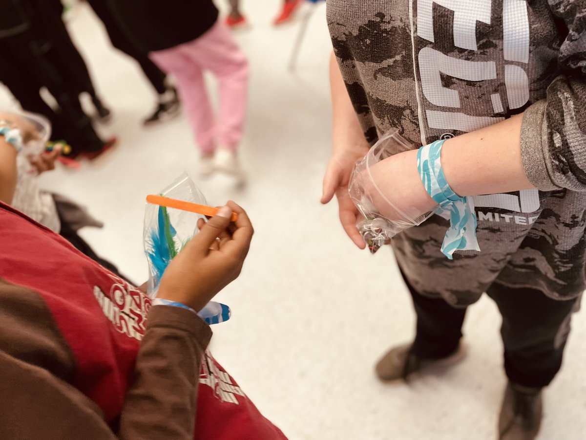 E Charbonneau tweet media