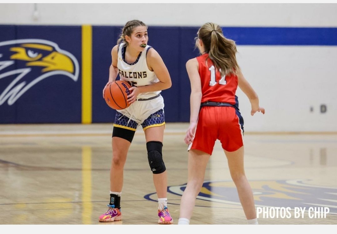 C/o 2024 5foot8 combo guard <a href="/JulietteTarsa/">Juliette Tarsa</a> from Bow HS with a huge first game going for 25pts 5rbs 2ast 2stls in the 51 to 38 win over John Stark.