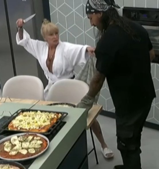 Si yo estoy cocinando y viene alguien a robarme comida, soy esta