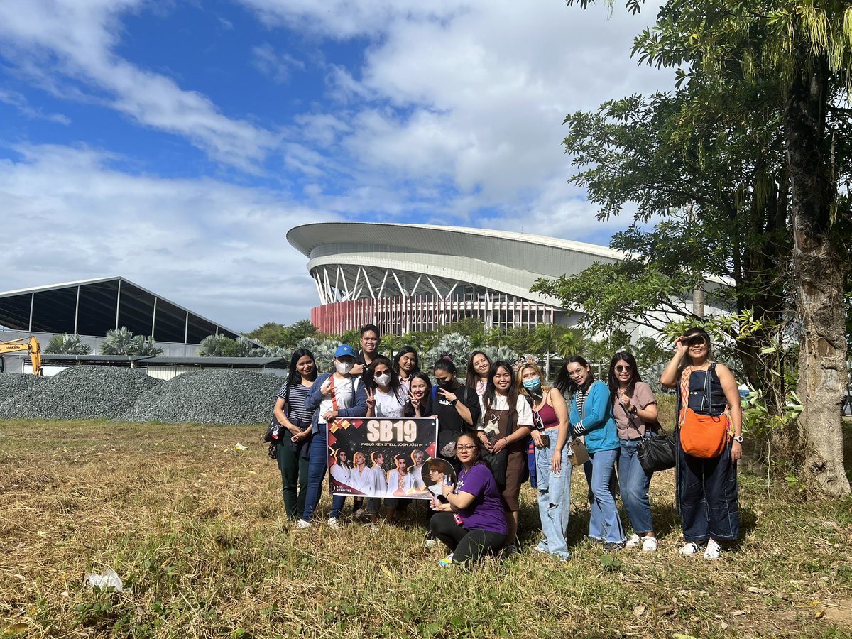 stellverryfied's tweet photo. First batch of our A'TIN contingent just arrived at PH Arena. Hoping everyone gets to arrive safely.

See you, A'TIN! 💙

SB19 AAAndito 
@SB19Official #SB19
#AAA2023inPH #AAA2023 
#AsiaArtistAwards2023 https://t.co/vgZVVlauFL