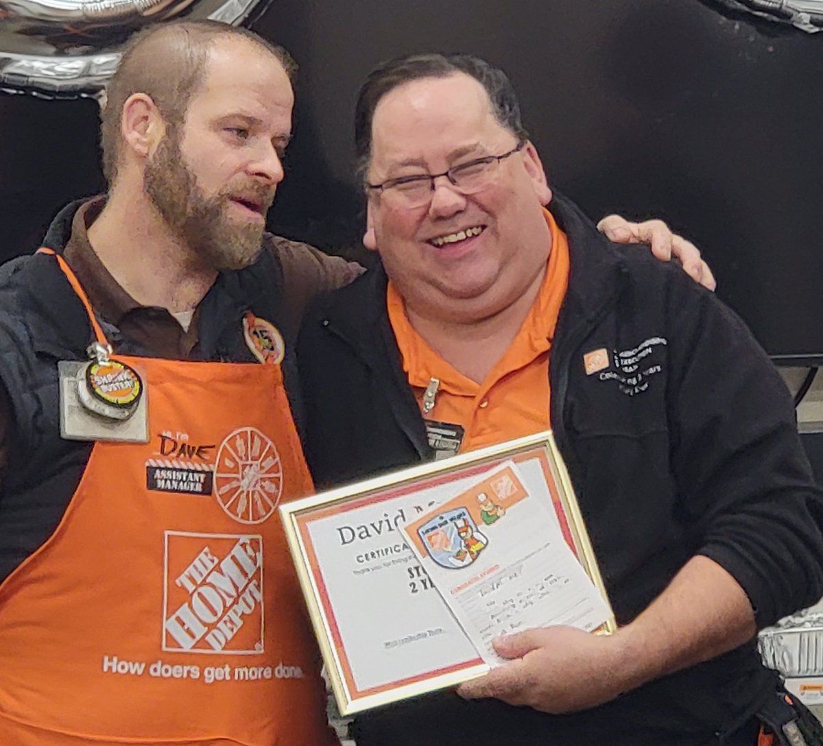 SarahSmiles8483's tweet photo. We appreciate our Infocus Team for helping us stay safe in our store for 2 years! Thanks guys
@brian_elchert @beth_asds3810 @davepwest @Desi71653056 @THDjeff @julescommon @GonzalezAngelaN https://t.co/JcHQio5SSL