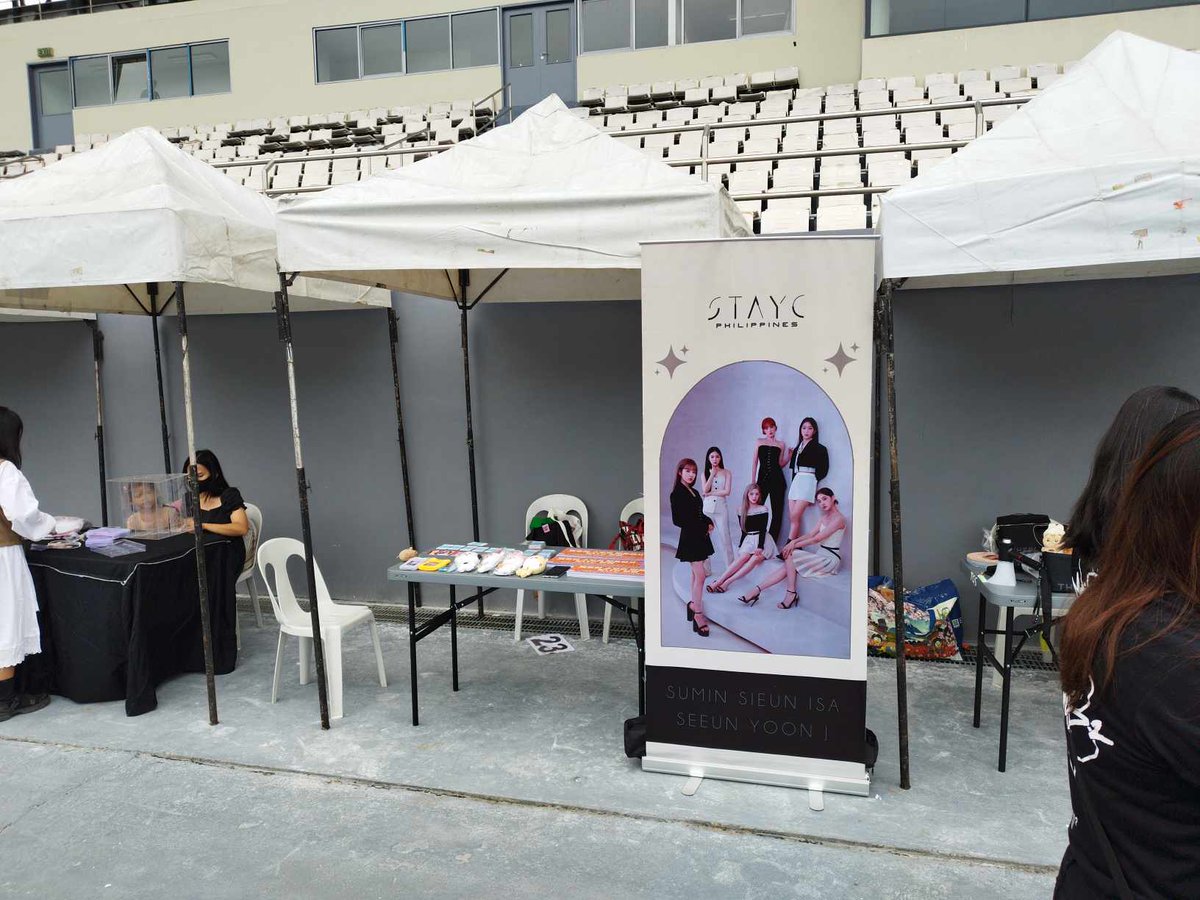 STAYCPH_'s tweet photo. #AAA2023inPH

SWITH! 💛 We are finally here! 🏟️

Visit our fanzone booth! 🧸🫧
Get your freebies!🃏
Take pictures! 📸
Talk with fellow SWITHs! 💭

Support us @STAYCPH_ and @SwithvillePH by following our pages! 🇵🇭💖

@STAYC_official
#STAYC #SWITH https://t.co/sKvA0KJjWN