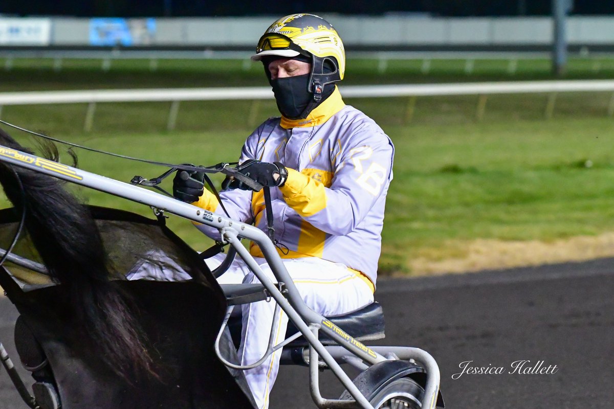 Jessica Hallett tweet media