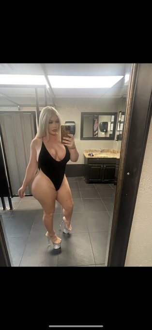 Website is on sale go watch THOUSANDS of naughty videos of me and message me! https://t.co/shxaQNijTy<a href="/tag/maga"class="tags"><span>#maga</span></a>