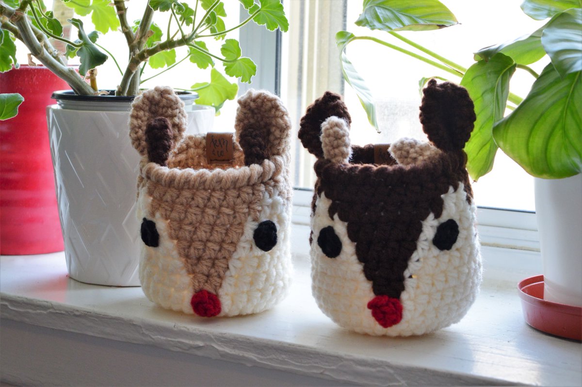 Because they are too cute not to have. Fill these little reindeer with treats and store everything small in there when it's all eaten up ;)
Handmade in Canada 
#holidayhome #ChristmasGiftIdeas #christmaspresents #christmasgifts #FestiveFinds #christmasdecorations #christmasdecor