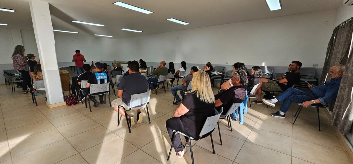 vicbonz's tweet photo. #JuanXXIII un encuentro valioso y productivo en el que todos los asistentes pudimos escucharnos con respeto. El maltrato animal y la superpoblación canina, son políticas públicas que tienen que ser abordadas por nuestros representantes y estamos convencidos de que así será!!! https://t.co/cO0lRcJ4kX