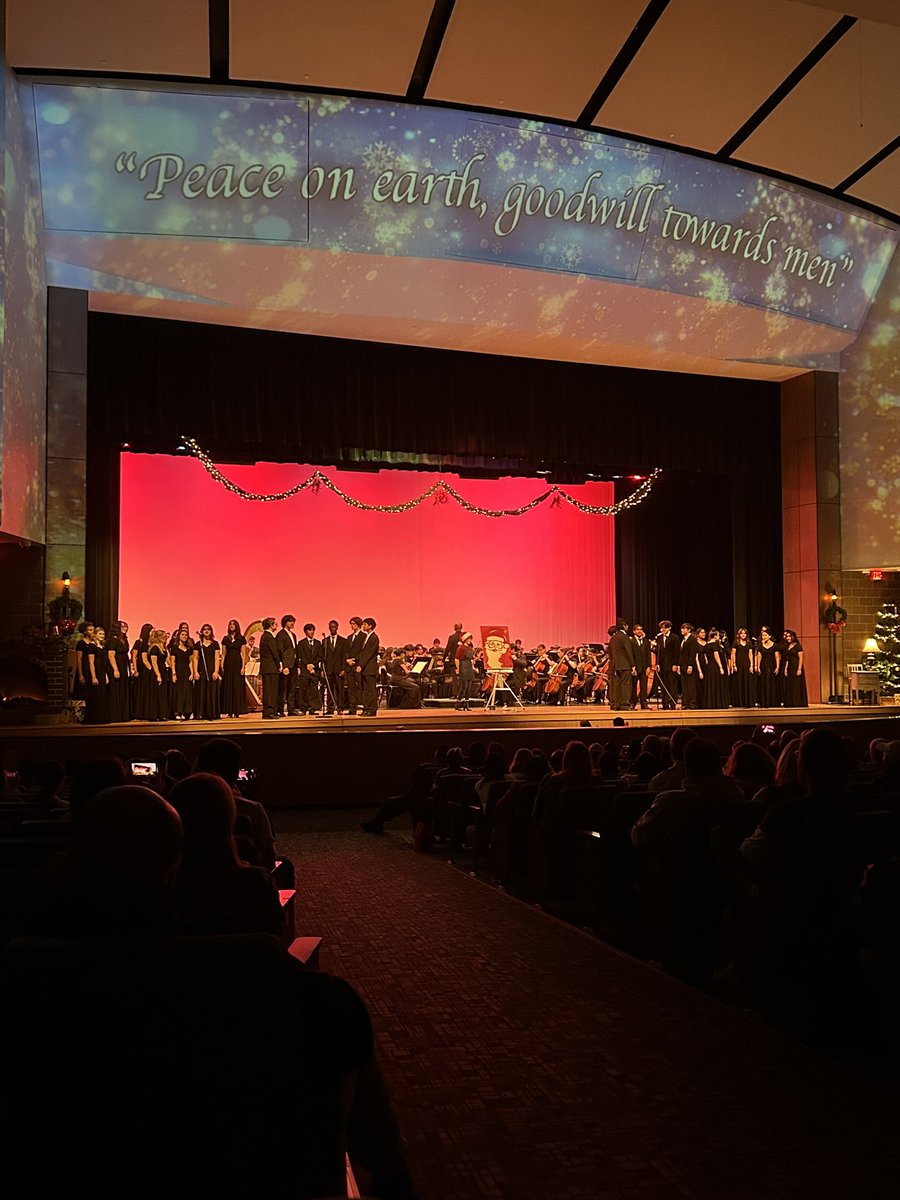 10/10 recommend spending your evening with Reedy Fine Arts!