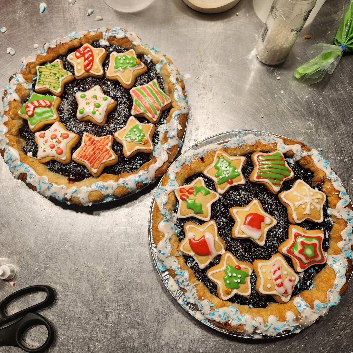 Christmas cookie pies! 🎄