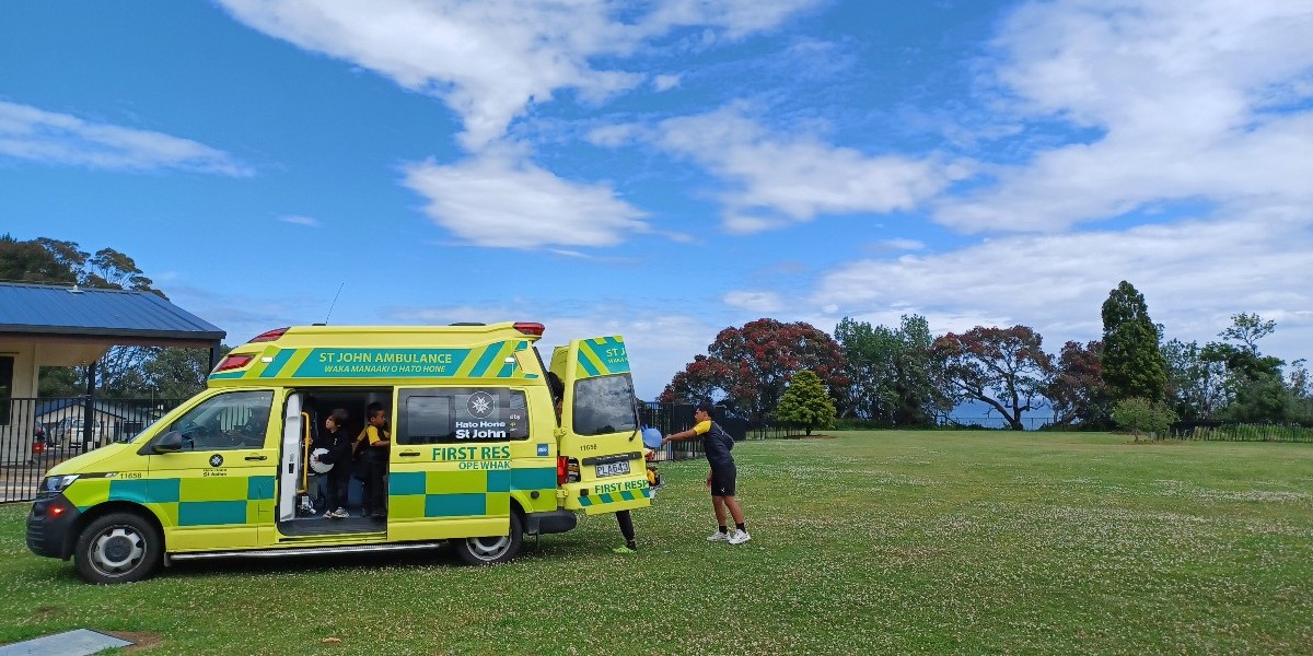 A big thank you to everyone who attended our East Coast Hikoi events last week as part of our Whakaōrite Whiwhinga Mahi — a region-wide targeted recruitment initiative for Māori and Pasifika 🤩 Tēnā koutou 😍 @autparamedicine #KiaOraHauora #Health #NewZealand #Events