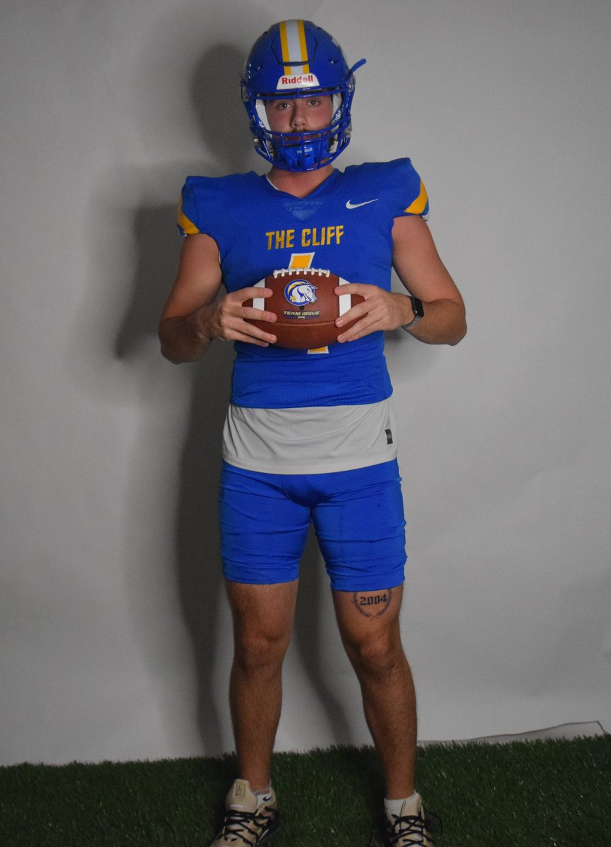 COMMITTED🔒🔒
Thank <a href="/CoachLaDage/">Shane LaDage</a> <a href="/BriarCliffFB/">Briar Cliff Football</a> for the opportunity.