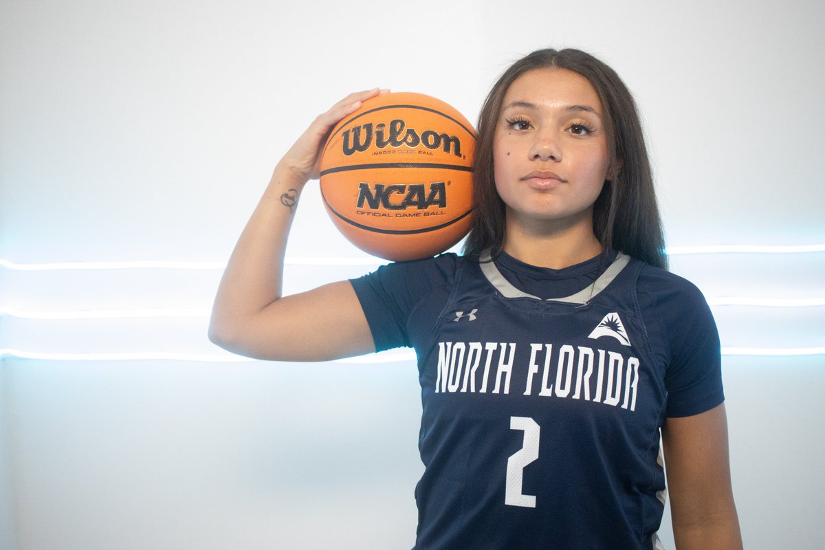 .@ATWash22 dropped 3⃣1⃣ points with 9⃣ from long range to set a @OspreyWBB 3⃣-point record today‼️🏀👌🤩💯 #ASUNBuilt | #SWOOP | #NCAAWBB