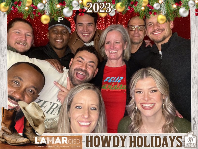 CoachMelendez19's tweet photo. Shoutout to @LamarCISD for putting together an amazing holiday party, @Dr_RNivens for the picture  &amp; the @Terry_Rangers to show up and represent!♥️

#RedTrackPride #BeTheOne https://t.co/5gJLqjZp1L