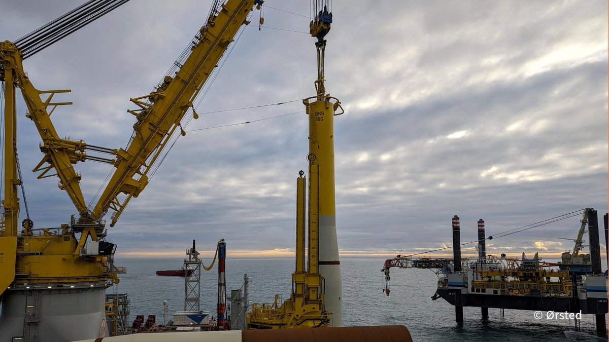 covestro's tweet image. Congratulations @Orsted on the successful installation of Borkum Riffgrund 3, the largest offshore wind farm in Germany! 👏 This milestone is a leap forward in Germany&apos;s #energy transition. Renewable energy plays a crucial role in creating a #FullyCircular future. ♻