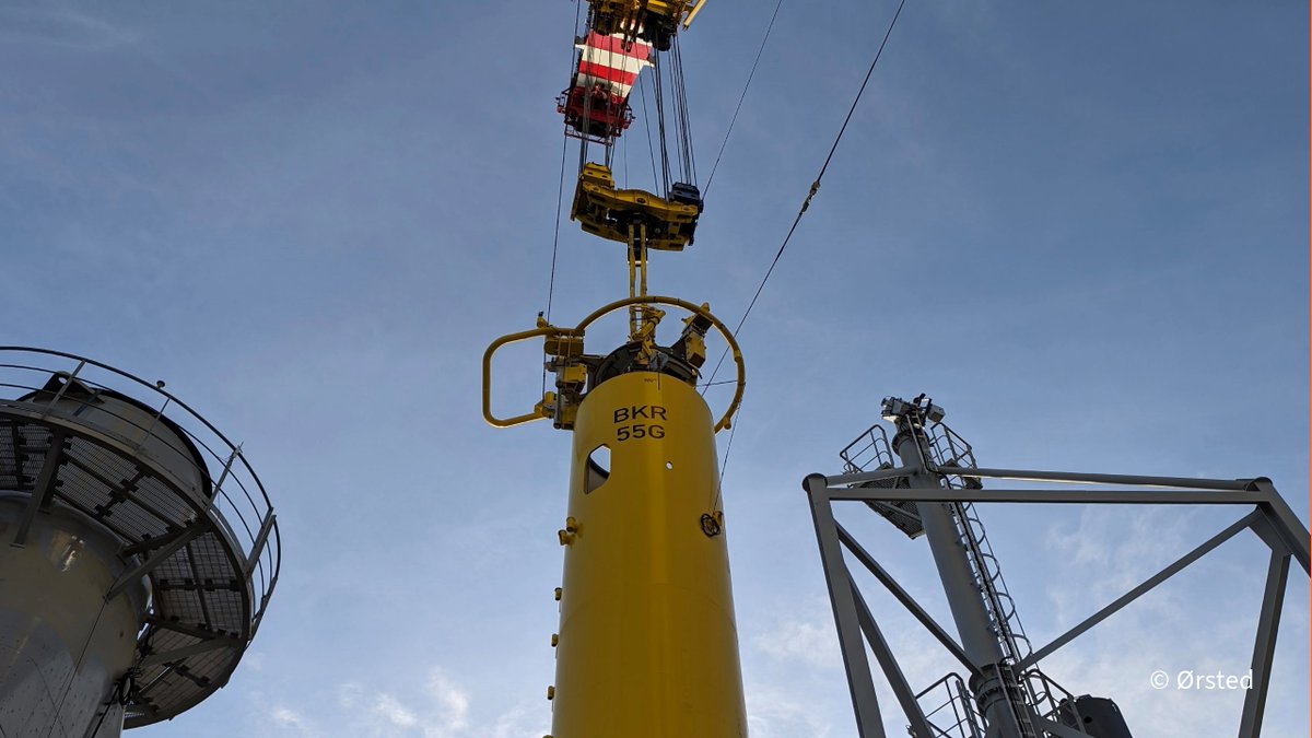 covestro's tweet image. Congratulations @Orsted on the successful installation of Borkum Riffgrund 3, the largest offshore wind farm in Germany! 👏 This milestone is a leap forward in Germany&apos;s #energy transition. Renewable energy plays a crucial role in creating a #FullyCircular future. ♻