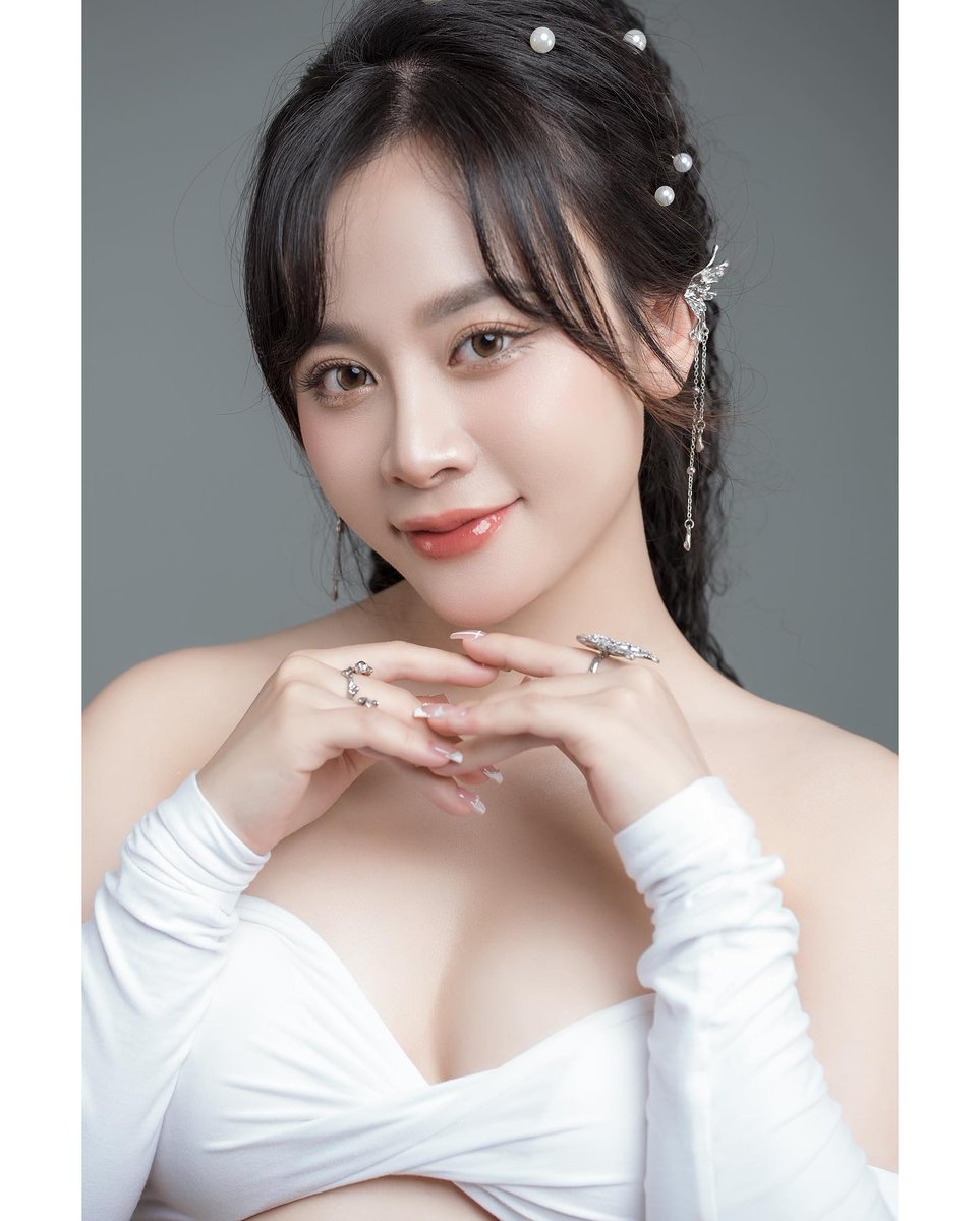 ineffable attrited catecholaminergic
Xin chào! Tôi là một cô gái năng động và sáng tạo, mong muốn gặp gỡ một người đàn ông thú vị và cùng nhau trải nghiệm những điều mới mẻ.