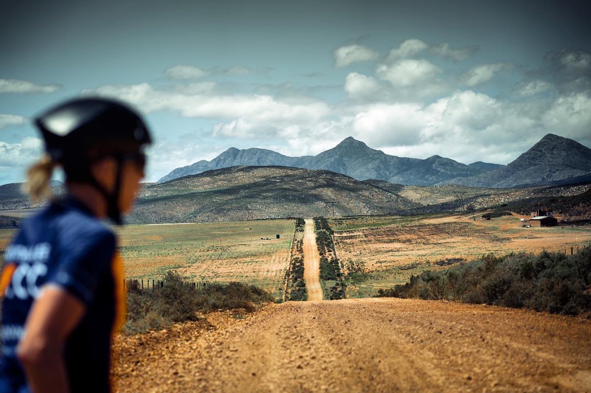 sventhiele's tweet photo. Just over  4 years ago - pre Covid. Rainmaker Rollercoaster 7 days gravel in the “wilds” of the western cape…might have to restart this?!  🧐 https://t.co/BCJXKLwl2N