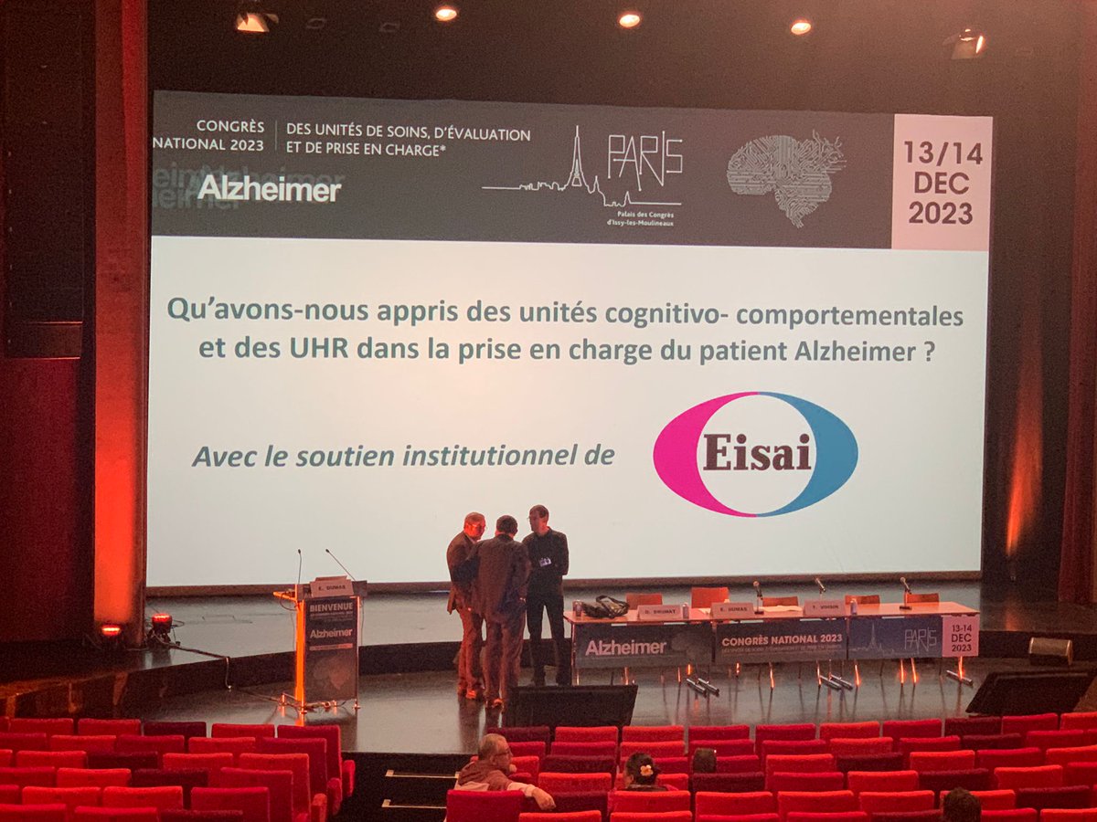 Unitesdalzheim1's tweet photo. #USPALZ : deuxième jour, c'est reparti ! On commence la journée avec une session sur les retours d'expérience des unités cognitivo-comportementales et des #UHR dans la prise en charge du patient d'#Alzheimer.
On vous attend nombreux 👋 https://t.co/pVi6eQ84Fp
