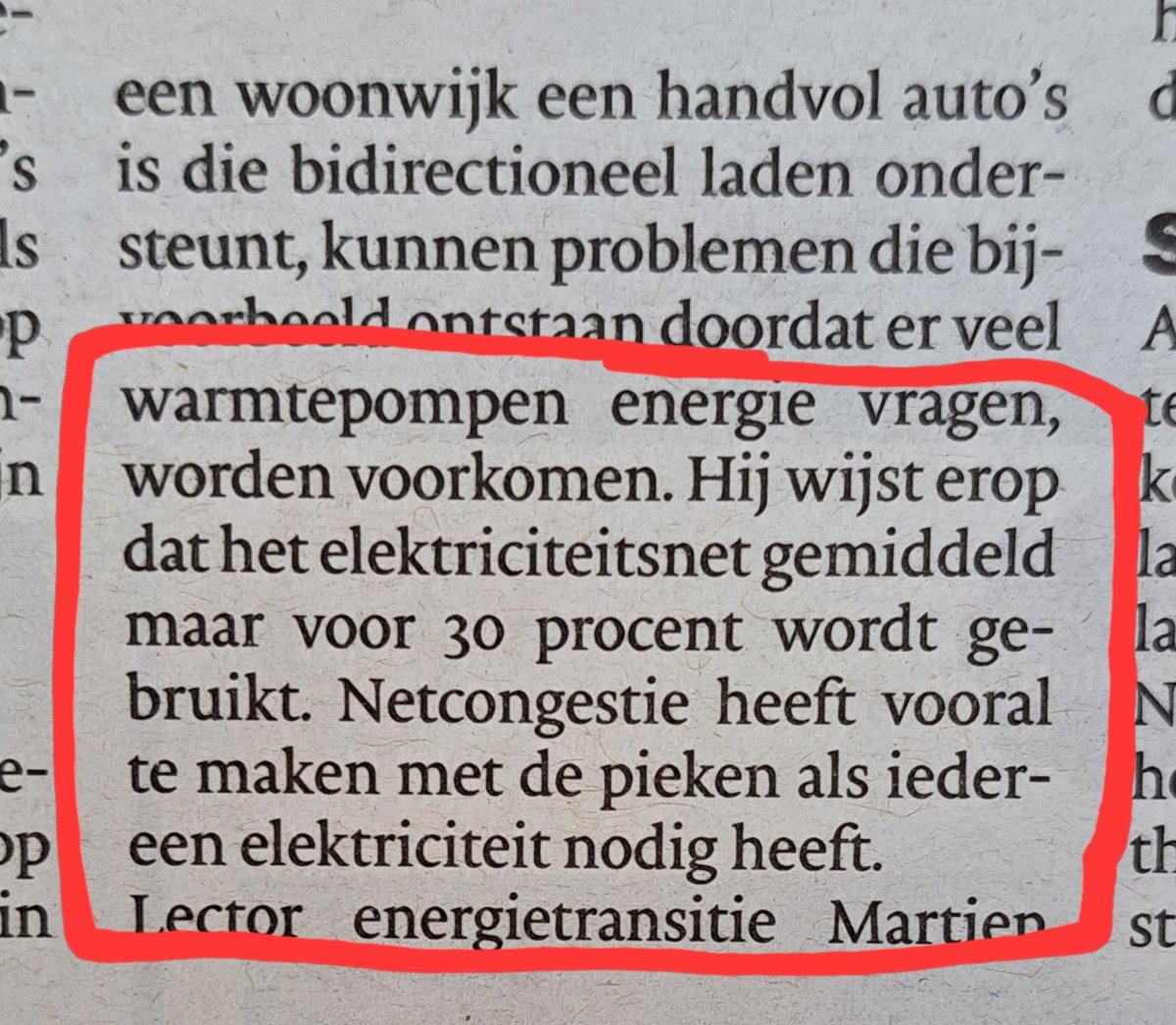 Adtesters's tweet image. Hier, Wopke is het met me eens.

Nieuwe woonwijken kan je dus gewoon aansluiten op het stroomnet, maar de stroom gaat dan via de #thuisaccu.

Laden als er stroom genoeg is en weinig afname. En op de piektijden neemt de wijk weinig stroom af.