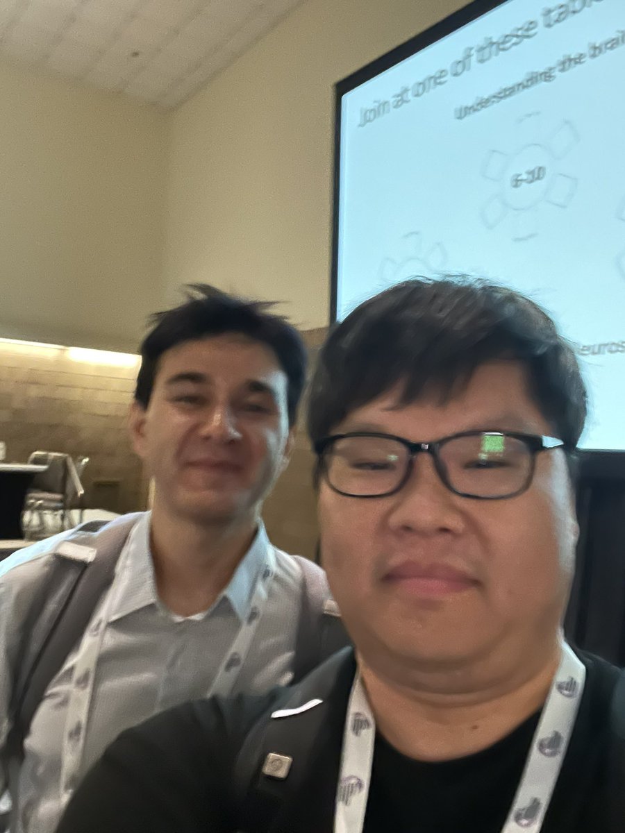 jinyungHong's tweet photo. I don’t care whether this picture is blurry or how ugly I look like because I met @DimaKrotov , one of my academic celebrities at the NeuroAI social, which has inspired me a lot. Tonight is one of the most valuable memory that will never be forgotten in my “associative memory”😂 https://t.co/EQmMFegn1c