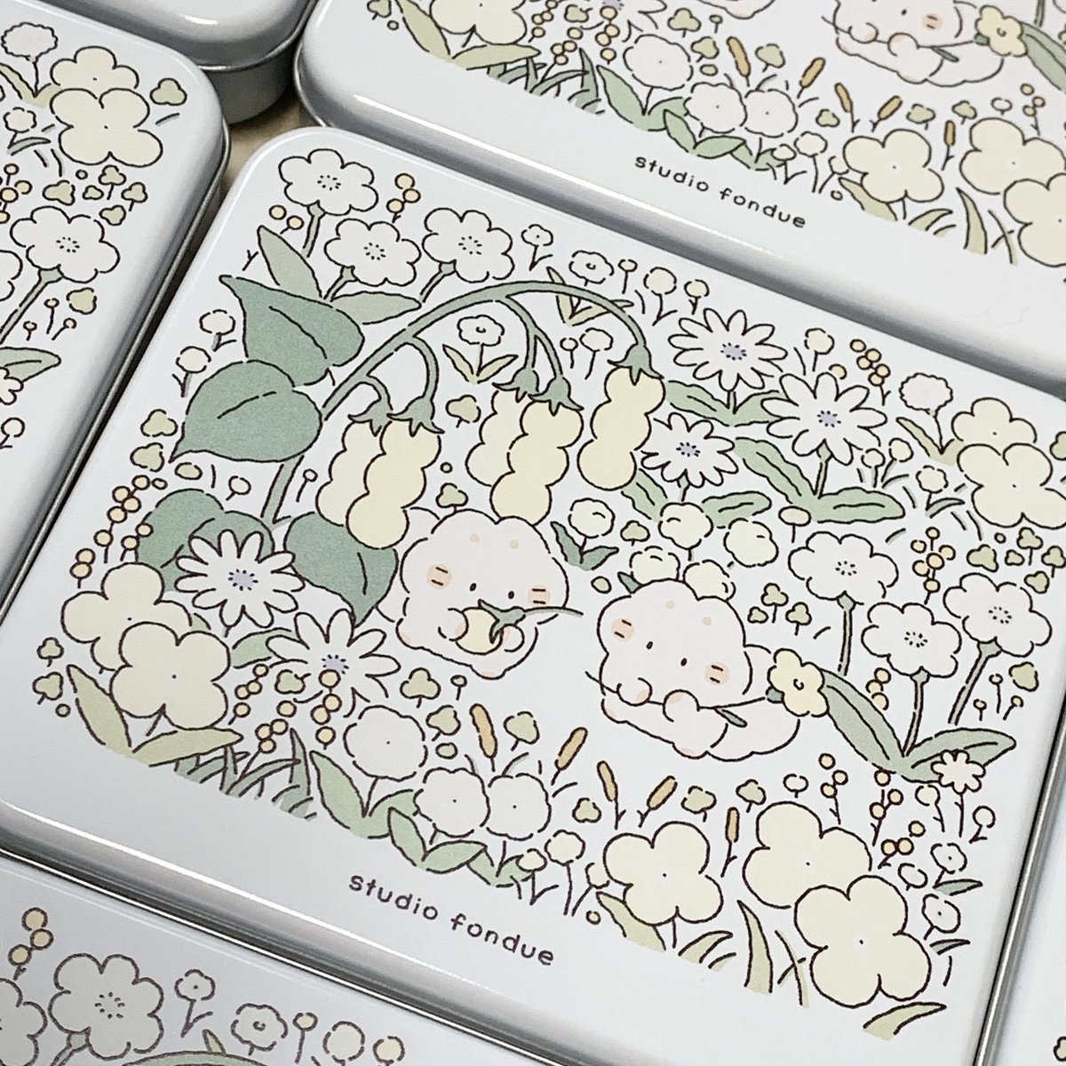 studio_fondue's tweet photo. New Tin case✨
See you at SIF v.16 🤍 https://t.co/huRQIue32a