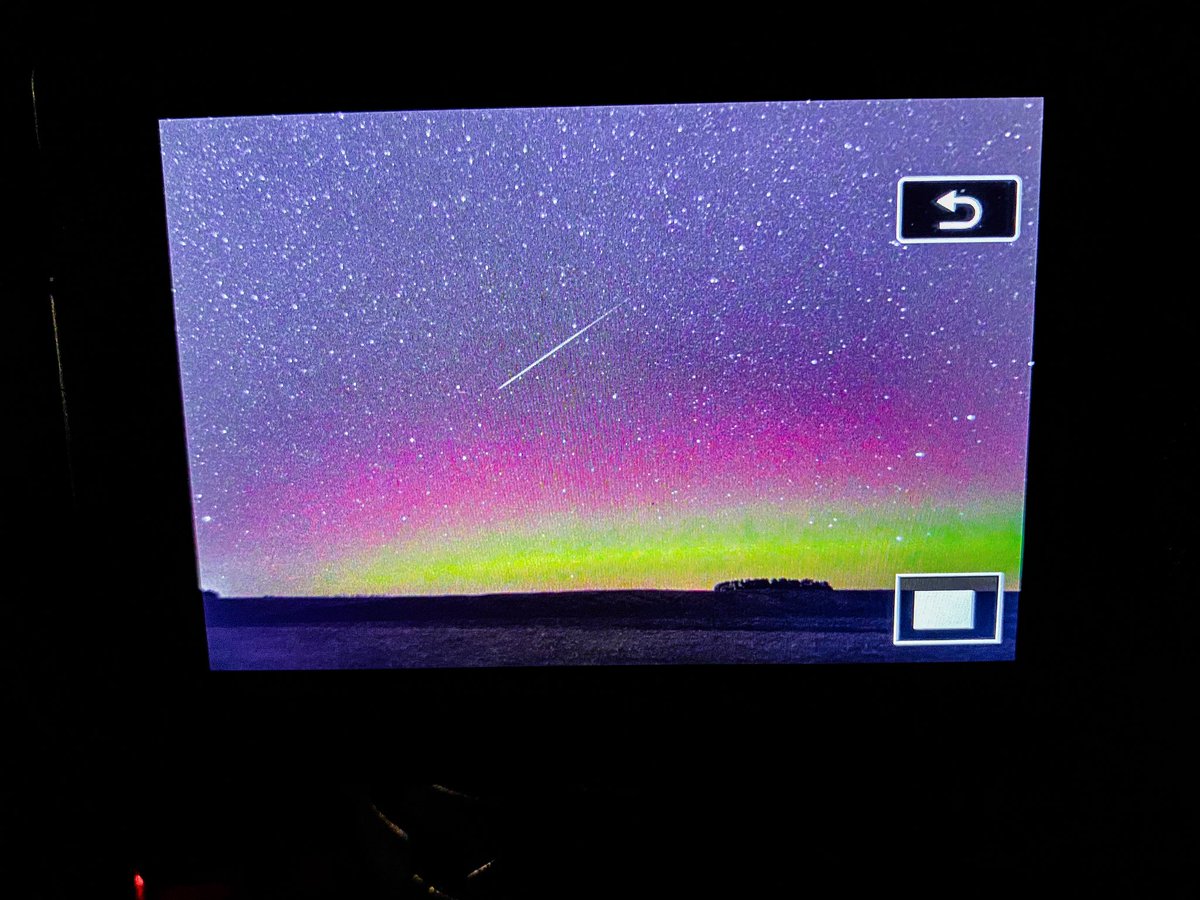 Not too shabby of an outing under the stars tonight. Geminids and aurora making for a great combo! #sdwx #aurora