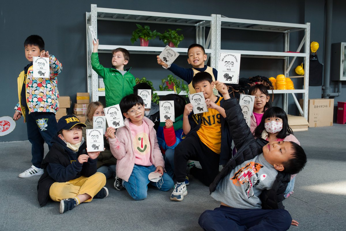 NISChina's tweet image. Grade 1 students recently visited the Printing Museum as part of their #IBPYP Unit of Inquiry &quot;How the World Works&quot;. Learners not only observed the printing process but also engaged hands-on by creating their own publications. #NISInspires 📰✨