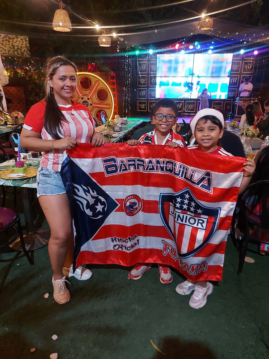 Annyknti's tweet photo. Somos Campeones!!! LLEGÓ LA 10a🌟 https://t.co/lUkNUe1Esd