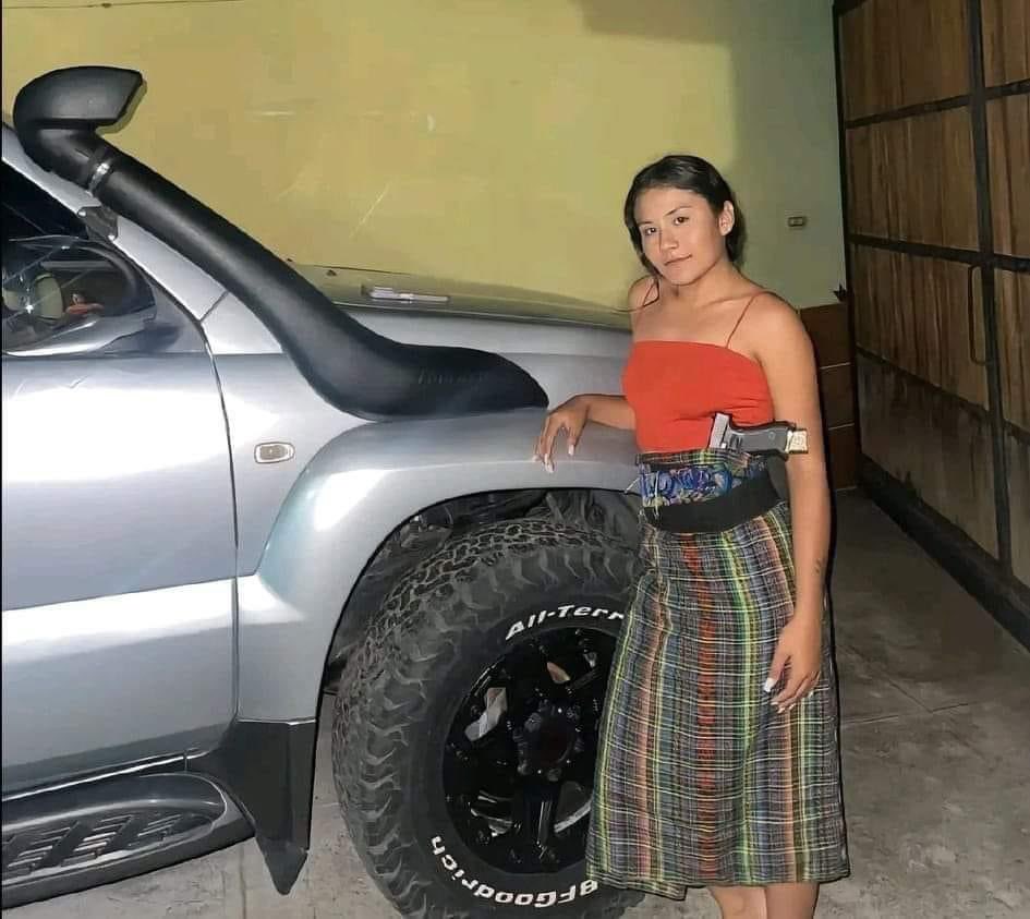 No soy celosa, pero mi pistola si