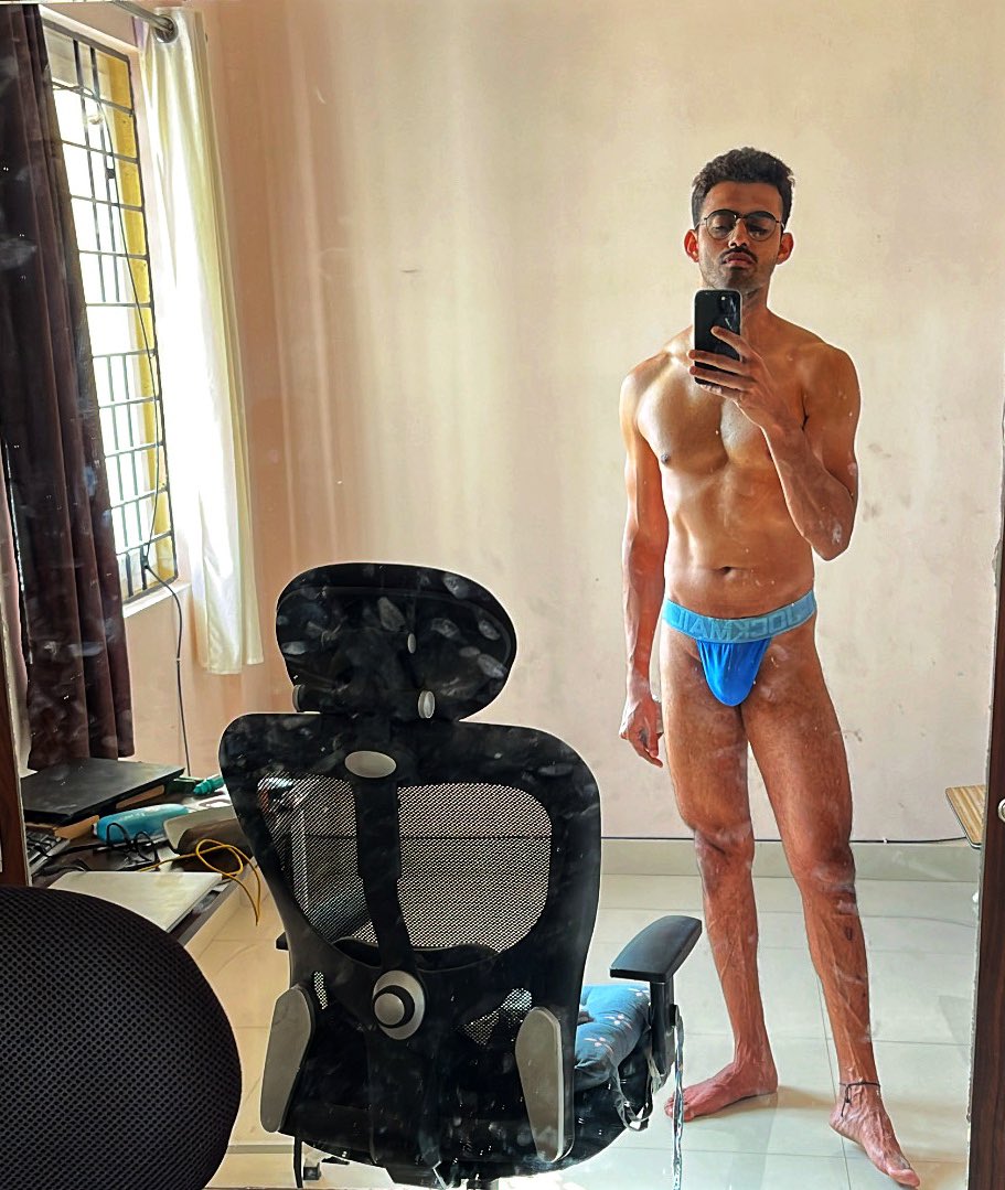 Best form of the year 2023 #bodybuilding #indianmeninbriefs #indianbodybuilding #flexinginbriefs #shirtlessindianmen #boysinbriefs