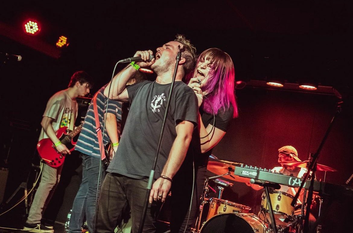 ¯\_(ツ)_/¯ tweet media