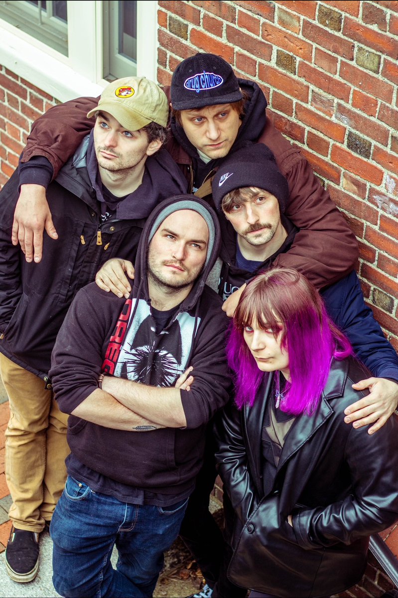 ¯\_(ツ)_/¯ tweet media