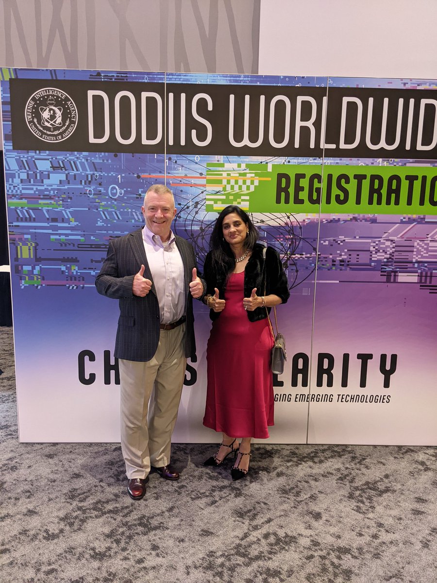 Great technical discussions in support of US Government cybersecurity at DoDIIS 2023 in Portland, OR with Nisha Luthra #DoDIIS23