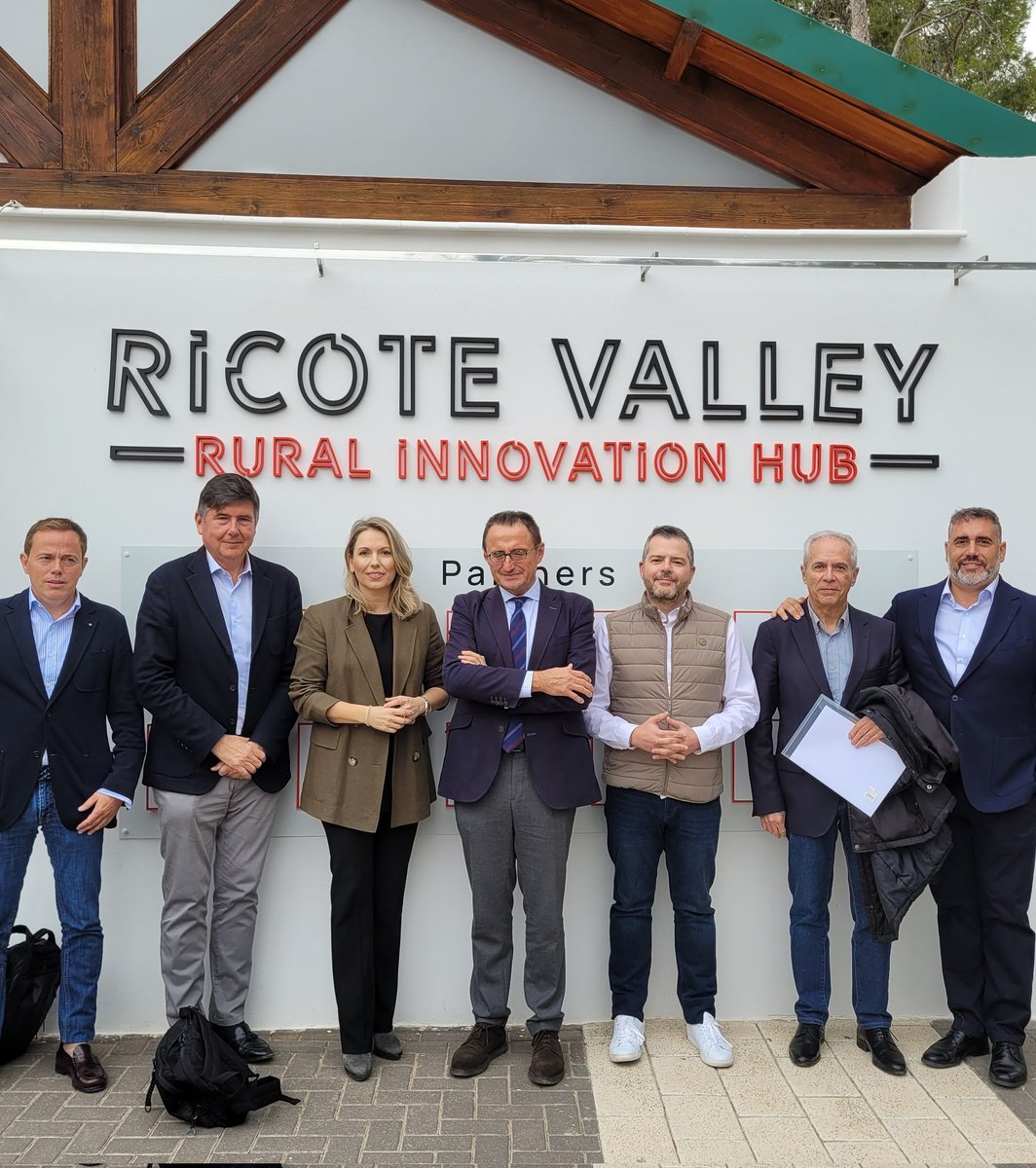 Manuel Pimentel Siles (@mpimentelsiles) on Twitter photo La innovación en agricultura se encarna en #Murcia, siempre puntera. Por ejemplo, en la gestión del #microbioma y aplicación de microorganismos al suelo. Ayer, jornada muy interesante en <a href="/RicoteValleyHub/">Ricote Valley Hub</a> La innovación en agricultura se encarna en #Murcia, siempre puntera. Por ejemplo, en la gestión del #microbioma y aplicación de microorganismos al suelo. Ayer, jornada muy interesante en <a href="/RicoteValleyHub/">Ricote Valley Hub</a>
