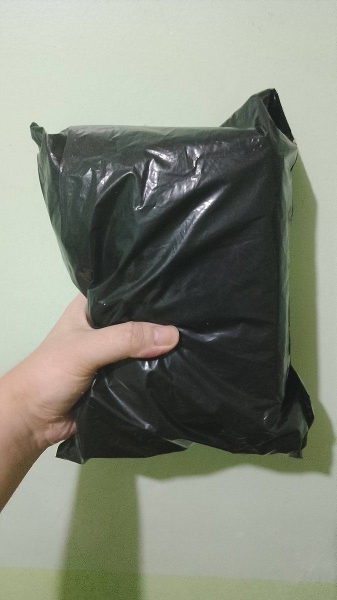 DS_G4m1ng's tweet image. My new speaker has arrived earlier all thanks to my mom the sound quality is good 🔊👍 better check the clip later for sound check lol 😆 #Speaker #computerspeaker #DS_G4m1ng #Twitter #TwitterX #foryou #foryoupage