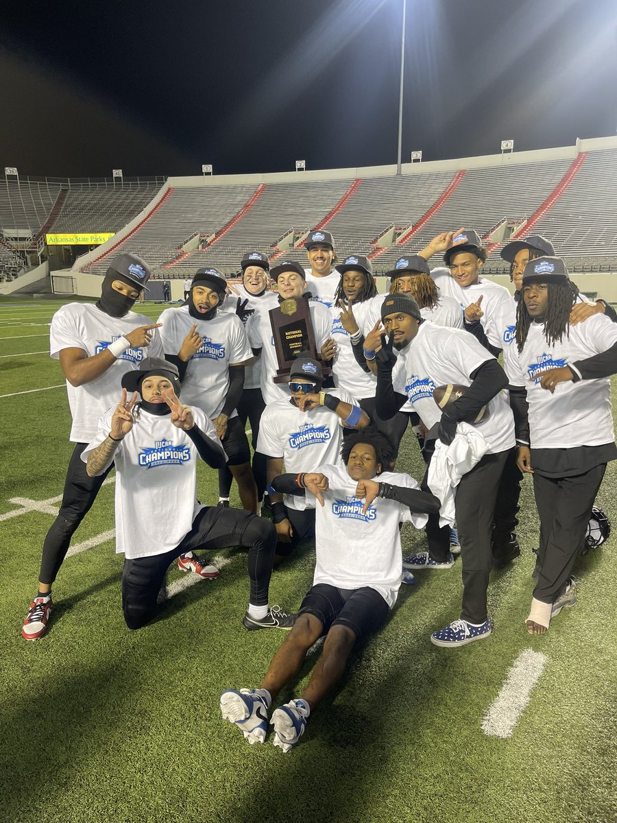 legendDoggett3's tweet image. Natty Champs Man!🏴‍☠️