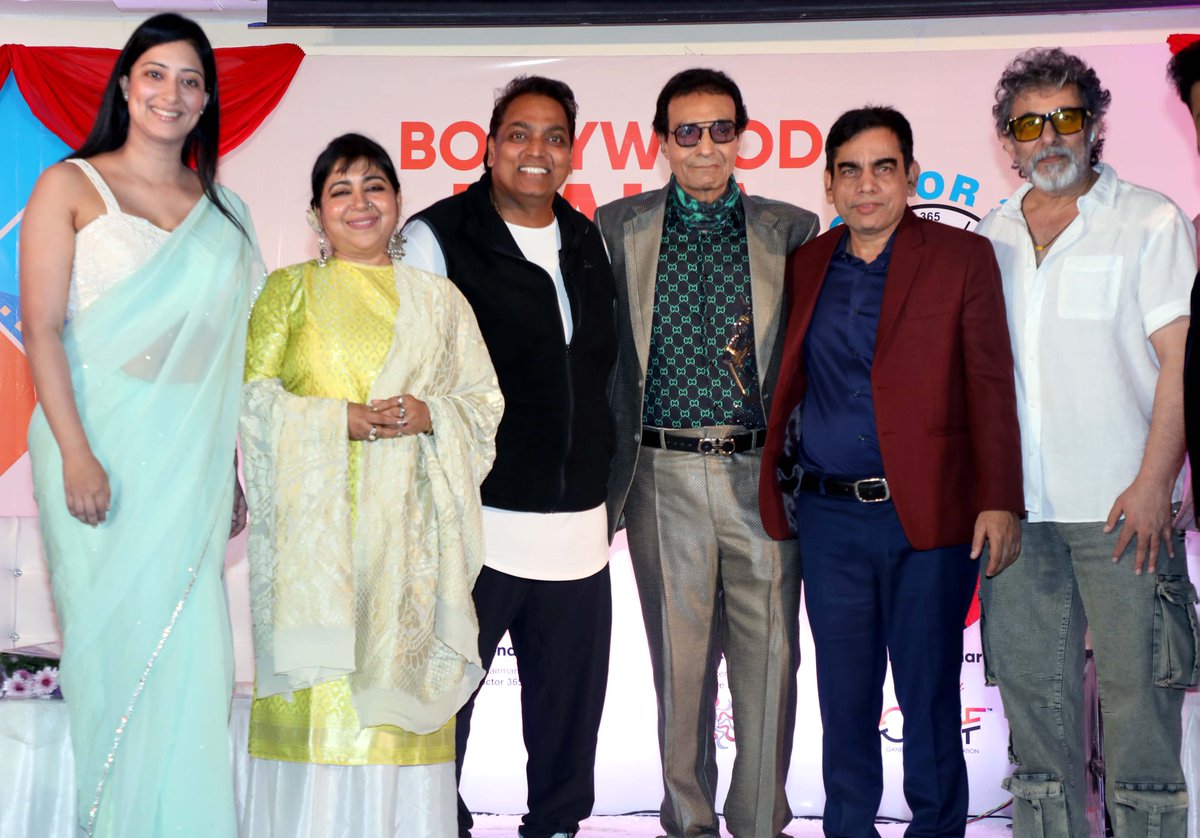 dwapar's tweet photo. Doctor 365 announces the third season of Doctor 365 Bollywood Maha Arogya Shivir for film industry and media.
#doctor365 #drdharmendrakumar #ganeshacharya #deepaktijori #dheerajkumar #somaghosh @_GaneshAcharya_ @Doctor_365 @ekujain11 https://t.co/Wt9az2T27g