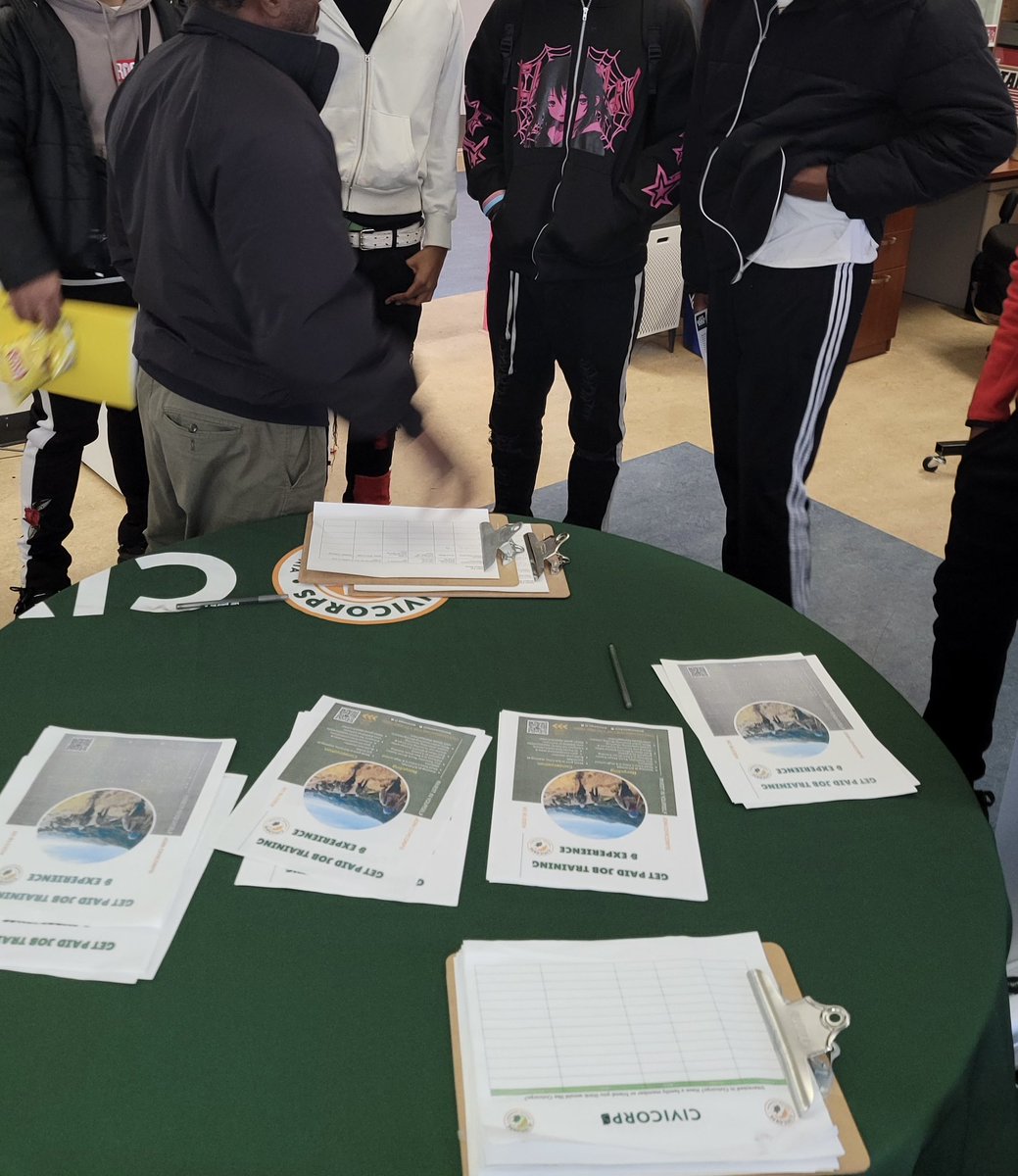 Ralph J. Bunche Academy Oakland tweet media