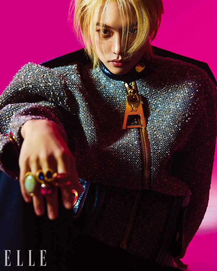 felixhypeboy's tweet photo. 엘르가 돌아본 2023년, FLASHBACK! (1) || 엘르코리아 (ELLE KOREA) https://t.co/o3DXYviTxD
“The relationship between @LouisVuitton & #FELIX, who shot his 1st cover for the brand with ELLE May issue, continued at #LVPREFALL23. "
#FELIXxLouisVuitton https://t.co/LXHC56DBkM