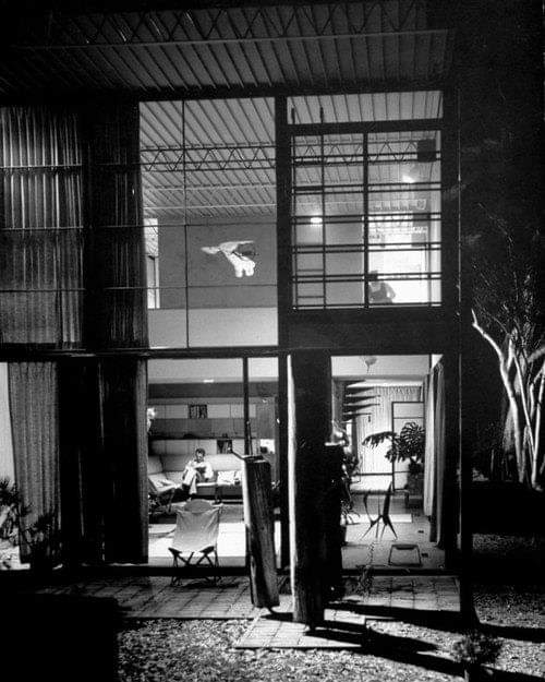 areasvellas's tweet image. Eames House (Case Study House No. 8), Charles and Ray Eames, Pacific Palisades, California, 1950 — Peter #Stackpole
#architecture #arquitectura #CharlesEames #RayEames #Eames #CSH #EamesHouse