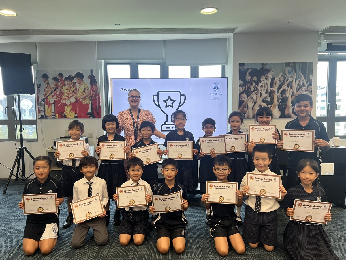HarrowHKLS's tweet photo. Harrow Bronze Leadership Point certificates were awarded in Y3 this morning. It is fantastic to see how hard so many children have worked this term to earn this, with many only a few points away! ๐ #HarrowValues #determination #continuouseffort
#HarrowHKYear3 @LSHeadHarrowHK https://t.co/R8zRAMLelt